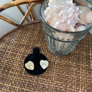 🎀5/$25🎀 MACY’S Rhinestone Yellow Heart Earrings